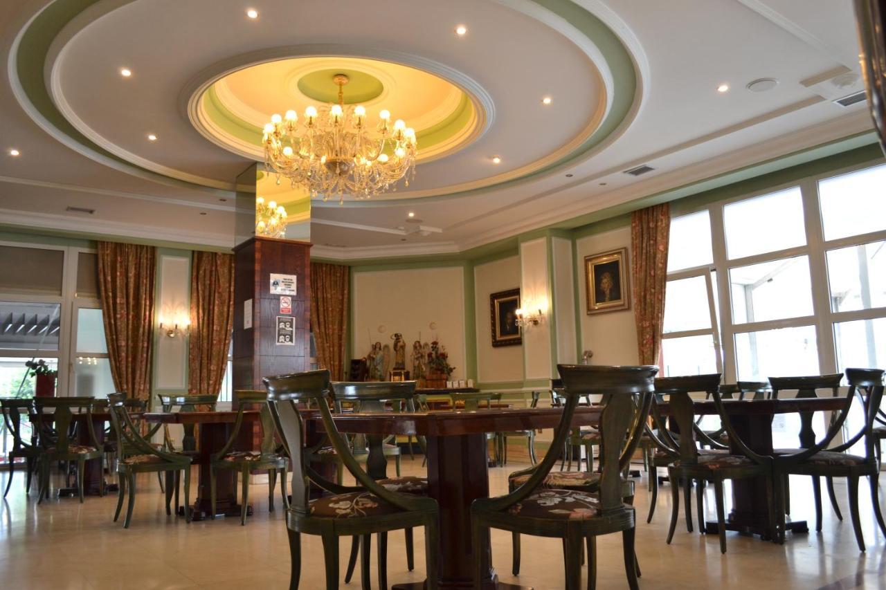 My Rooms City Hotel Camino De Santiago Лос-Томильярес Экстерьер фото