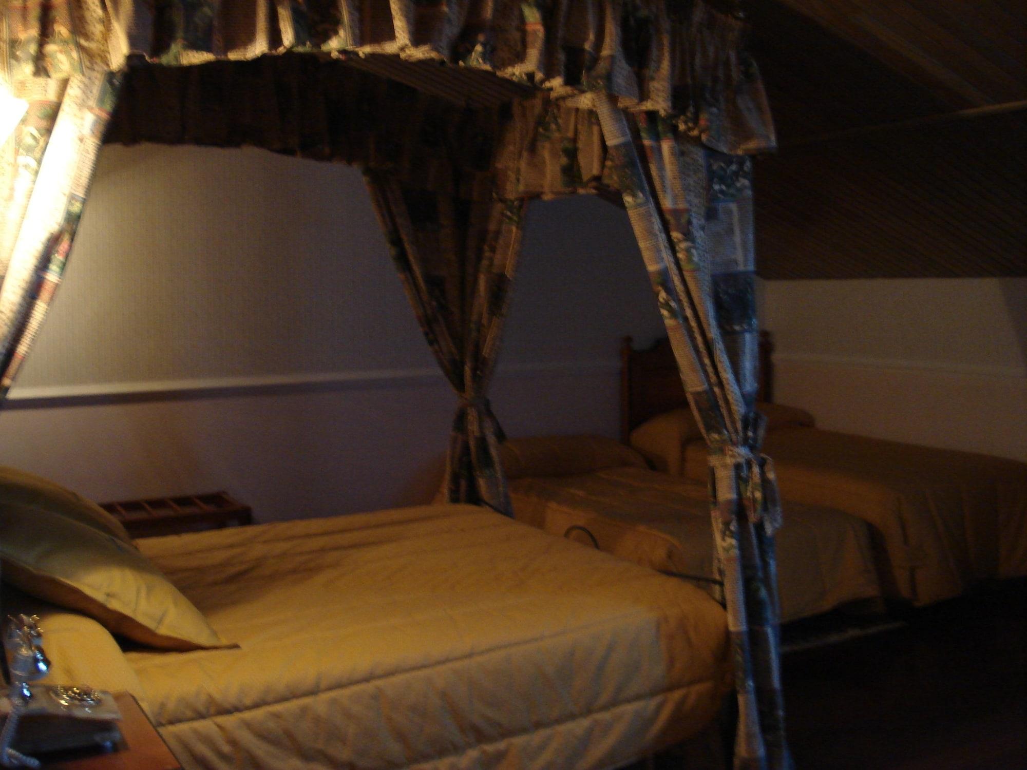 My Rooms City Hotel Camino De Santiago Лос-Томильярес Экстерьер фото