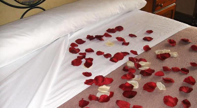 My Rooms City Hotel Camino De Santiago Лос-Томильярес Экстерьер фото